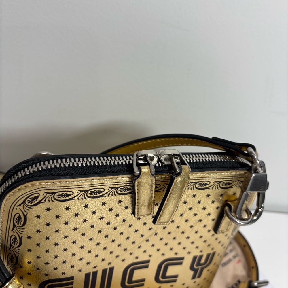 Authentic GUCCI  GUCCY  Sega collab gold dome Crossbody bag w/ cert & duster - Picture 3 of 13